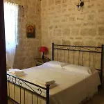 Maros Villa