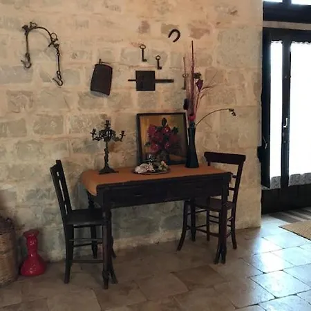 Maros Вилла Шикли